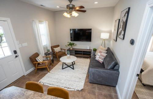 Tiny Home with Hot Tub Near Ft Leonard Wood! - Foto 12