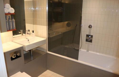 Luxury 1 Bedroom Apartment In London with Free parking - Foto 15