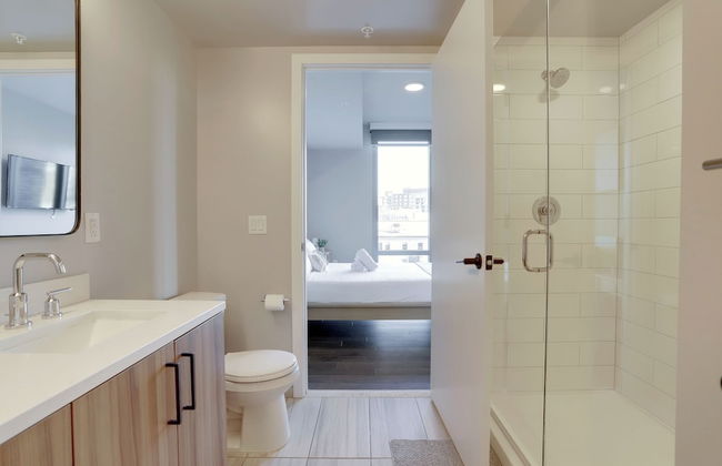 Stylish Apartment Steps from the Metro - Foto 39