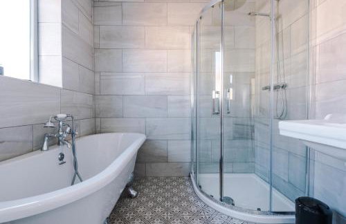 Premium 3-Bed Detached by Papermill, Deeside - Wirral - Foto 17