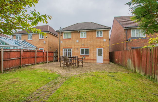 Modern 4 Bedroom Detached House in Cardiff - Foto 30