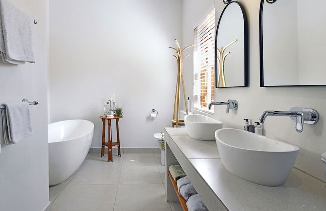 Petit Plaisir is a Romantic Self-catering Cottage on the Side of the Village no1 - Foto 11