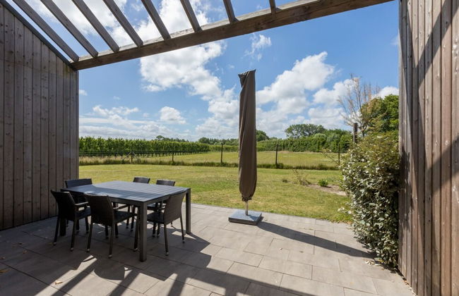 Holiday Home in Vrouwenpolder Near Beach - Photo 14