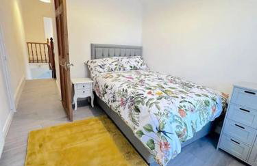 Entire 3bedroom home can sleep 5 - Photo 16