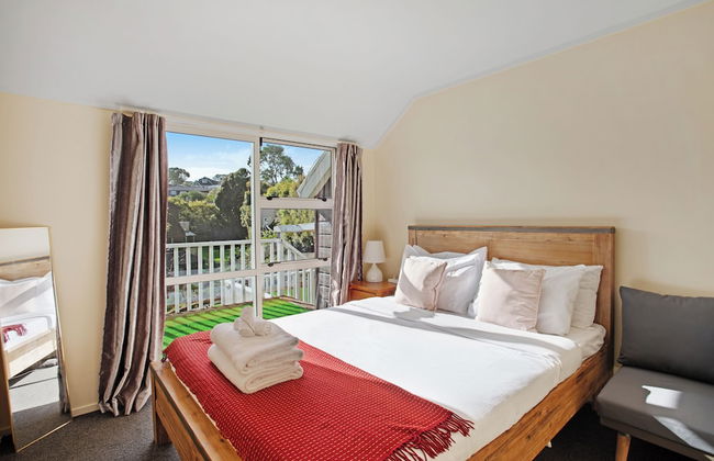 Glen's Hidden Gem with Parking and Deck - Photo 6