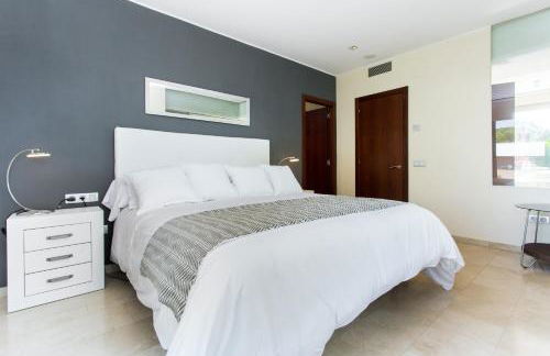 Limonium Deluxe Villa with Private Pool, TarracoHomes - Foto 29