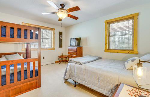 Hike, Ski and Raft Terra Alta Cabin with Large Deck - Foto 13