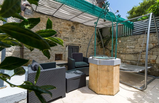 Especially charm stone house with a pool - Foto 41