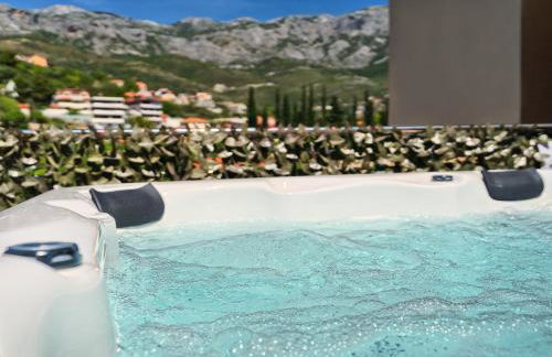 Relax apartment Split area with jacuzzi and mountain view - Photo 1