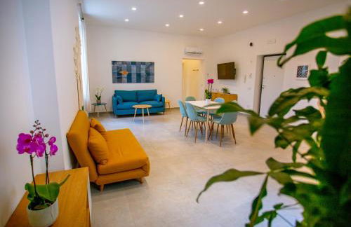 Cosmo 38 Luxury Apartments - Free Parking - Photo 3