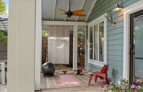 Ladybird Villa - Heated Saltwater Pool - Walk to SoCo - Photo 5