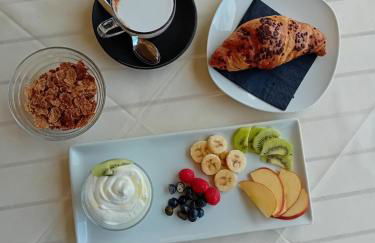 Windsurf Beach Front - Photo 2