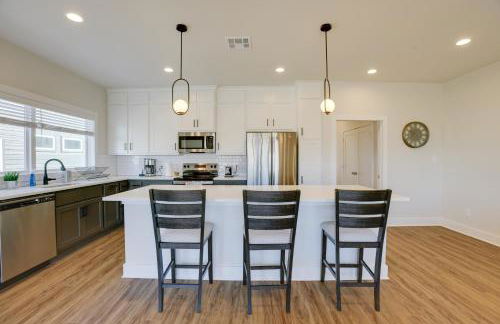 Less Than 1 Mi to Texas AandM Group Getaway with Balcony! - Photo 7