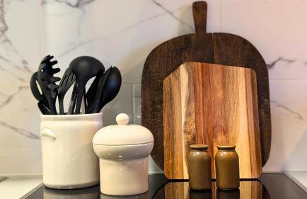 Bella Luna Luxury Suites - Warm & Modern Apt Near Old Town & Museums - Foto 9