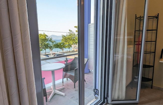 Okeania Seafront Rooms in Kamena Vourla - Foto 56