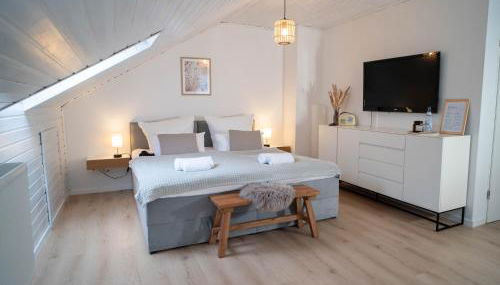 COZY&RELAX APARTMENT-Balkon Küche Parkplatz WIFI Netflix - Foto 3