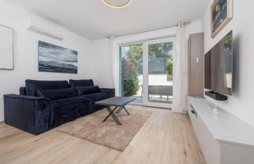 Lulani Soline Pool Apartment - Photo 25