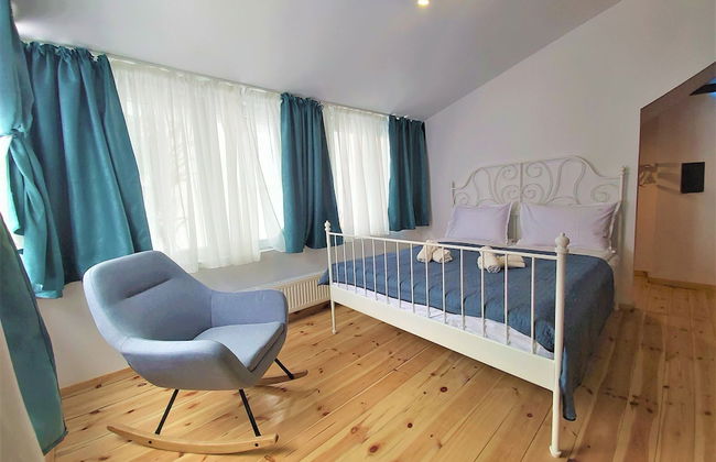 92 Residence - Photo 69