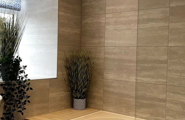 Penthouse On The Rows - Cathedral Views - Photo 12