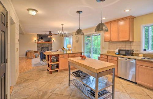 Lakefront Homer Abode with Patio and Backyard! - Photo 11