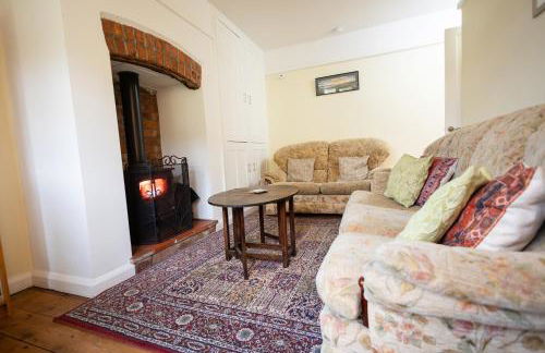 Oak House in Mid Wales with Log Burner By Seren Short Stays - Foto 35