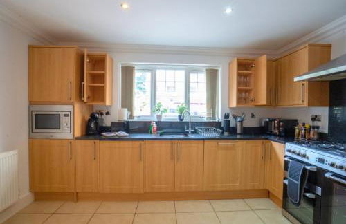 Modern 10BR Retreat Sleeps 16plus nr HS2 NEC BHX - Foto 5