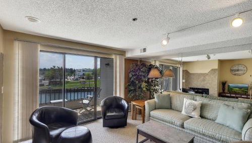 236 Edgewater Inn - Foto 2