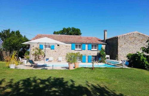 Belle demeure au coeur des Ménafauries - Photo 1