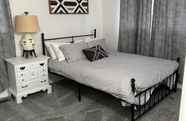 Charming Mentor Home w/ Fenced Backyard - Foto 10