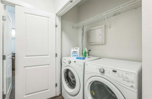 Cozy Stay by Clark Fork River and near DT - Foto 9