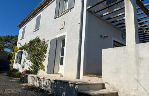 Villa 10 P piscine lagon avec vue époustouflante proche Uzès - Foto 4