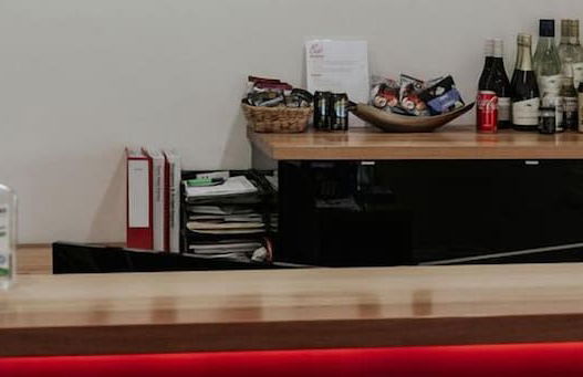 Mansi on Raymond - Photo 2