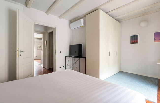 Brera Apartments in Porta Venezia - Photo 10