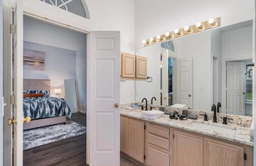 Bright and Cozy 4B Retreat in Frisco - Foto 12