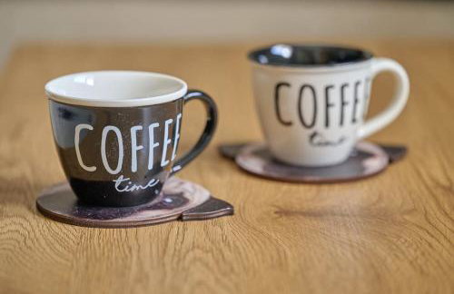 2024 superior modern studio! - Photo 2