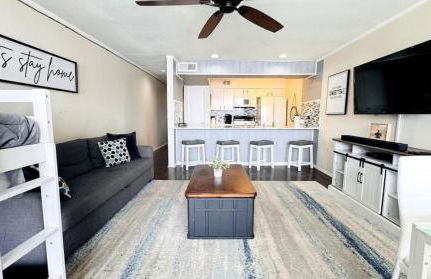 Luxury Lakefront Escape on Lake Conroe - Photo 10