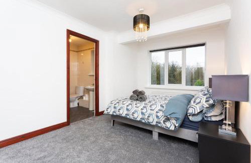 Preston 4 bedroom house near M55 & M6 - Photo 28