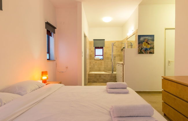 Amazing Duplex Penthouse with 2 Terraces by FeelHome - Photo 3