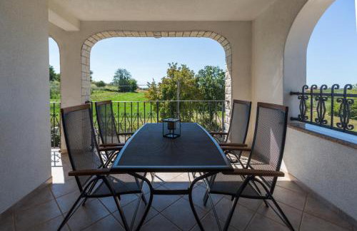 Apartment Mihael with pool and beautiful garden - Foto 14