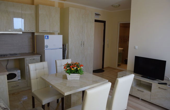 Admiral Plaza Apartments - Foto 20