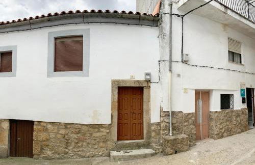 Holiday Home in Villamiel with Mountain Views - Foto 6