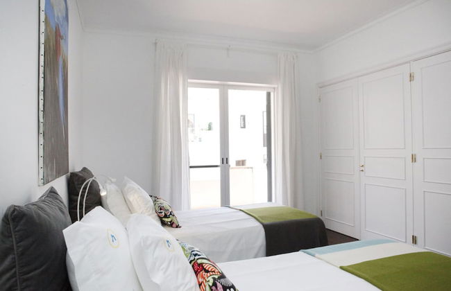 Remarkable view over Cascais Bay - Photo 8