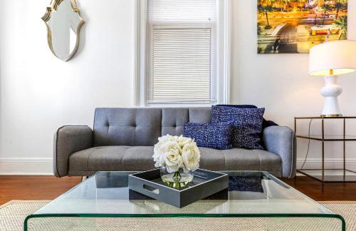 Private 2BR in Uptown by Hosteeva - Foto 11