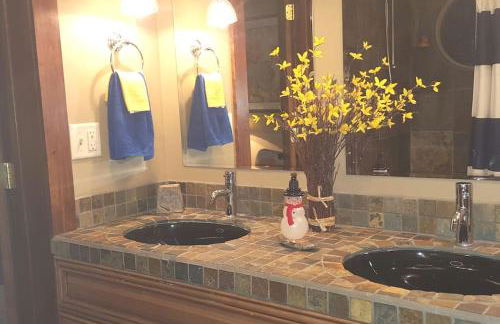 Cottage on the Mississippi Venue and dog friendly - Foto 29