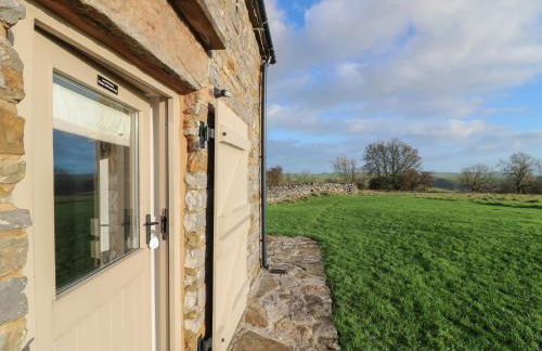 Little Barn - Photo 2