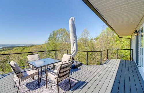 Charming Edgemont Home with Deck and Lake Views! - Foto 25