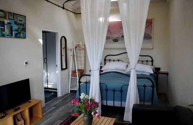 Little Linney - Sleeps 2 - Garden - Wifi - Parking - Photo 4