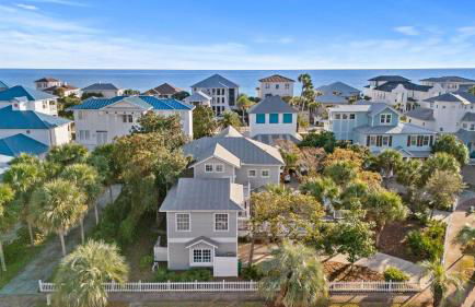Steps to Beach! Arcade Game Room, Pool + Hot Tub Calico Scallop by Avantstay - Foto 154