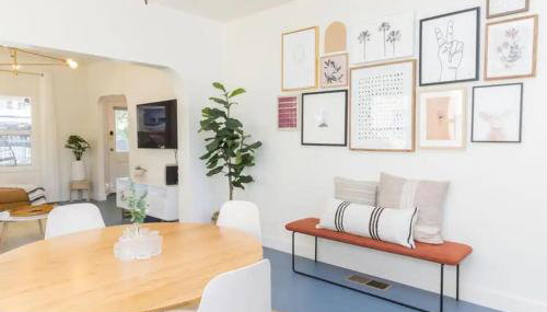 Little Italy 3BD Home with Huge Patio & Backyard - Foto 4