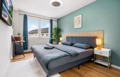 Smart Home - Near Essen, Oberhausen, Bottrop - Perfect for 6 Guests! Balcony - Netflix - Smart TV - Foto 2